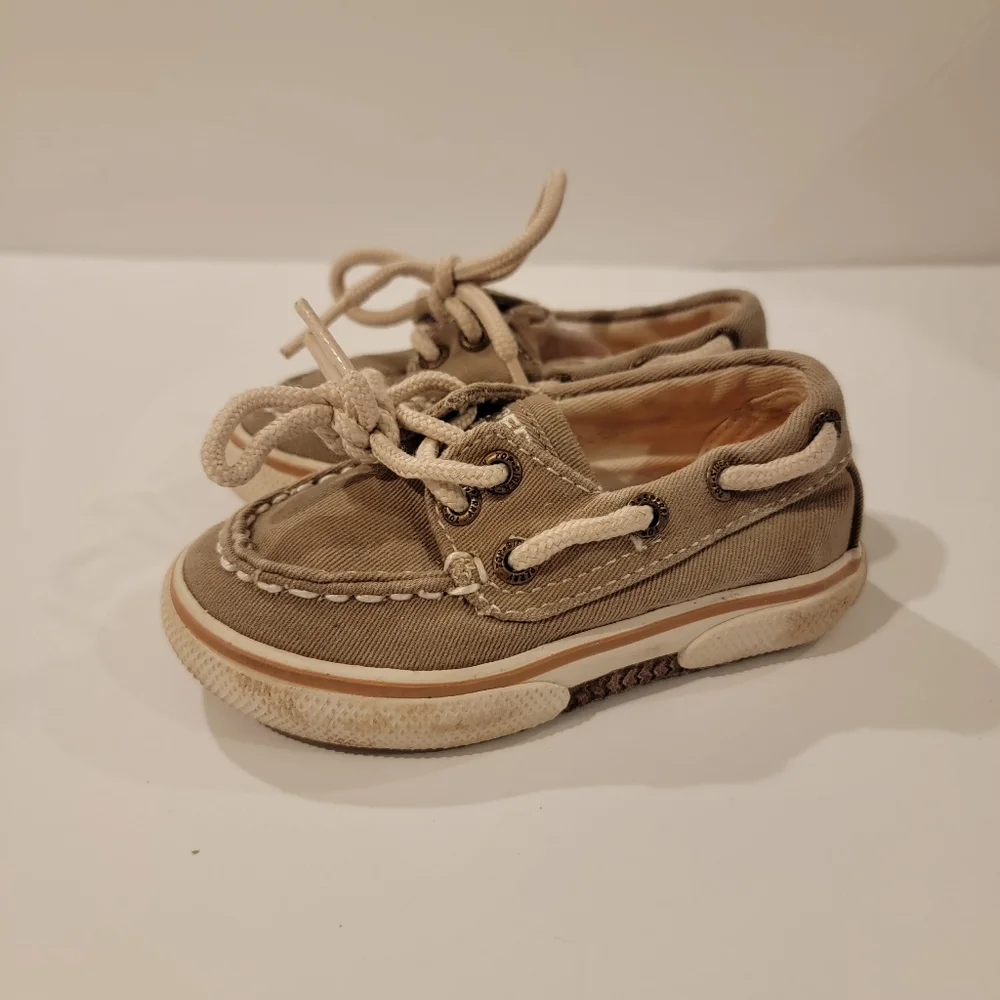 Sperry Halyward size 5 m uk 4.5 eu 21 toddler baby boat shoes deck shoe